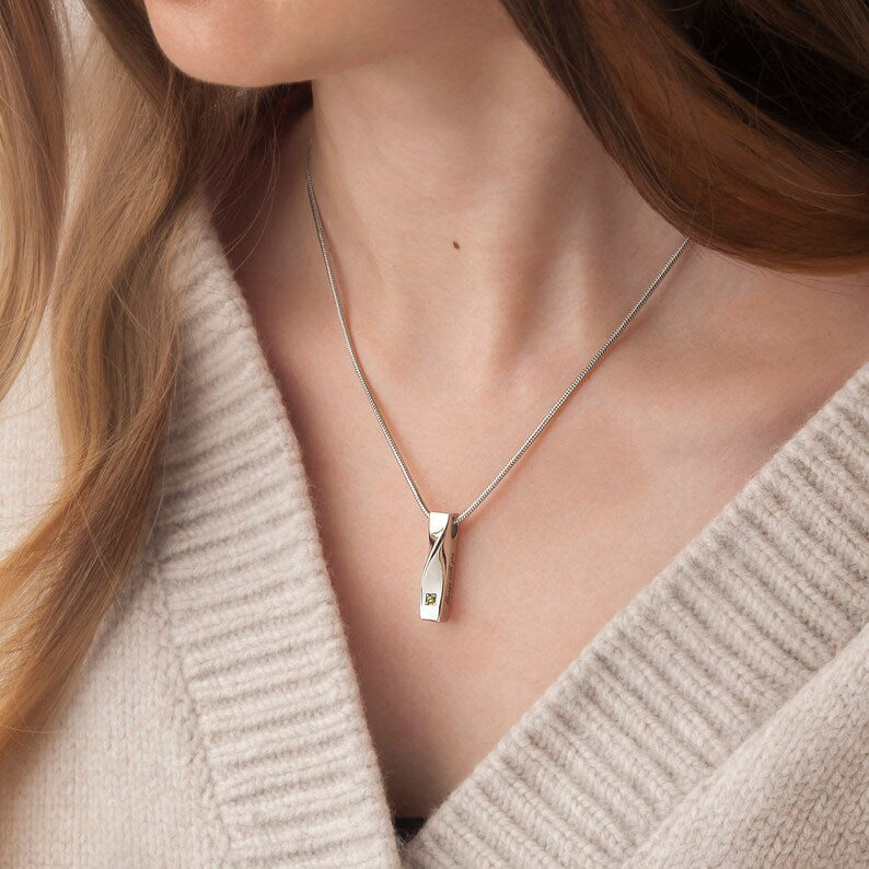 Personalized Twisted Bar Cremation Necklace UNK10
