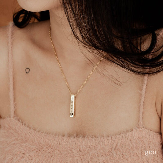 Customize Cube Cremation Urn Necklace UNK09