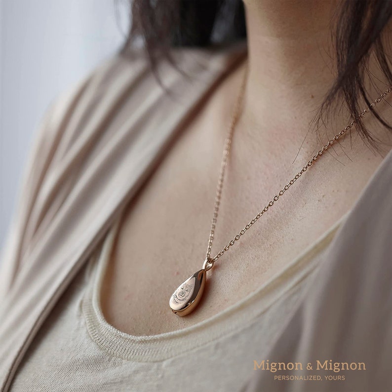 Custom Pet  Teardrop Cremation Ashes Necklace UNK11