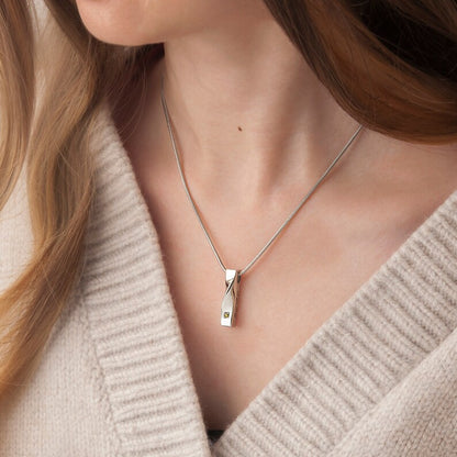 Personalized Twisted Bar Cremation Necklace UNK10